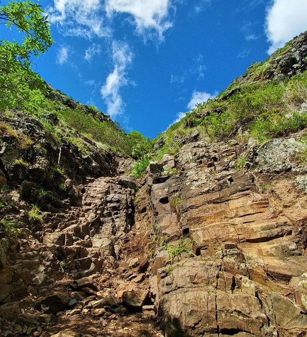 Le Morne Brabant dangerous steep climb