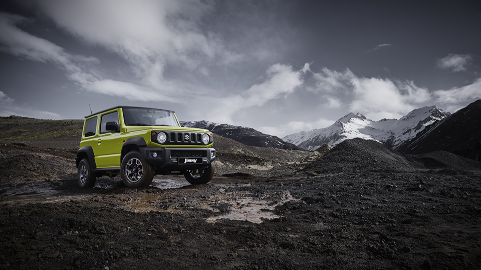 Suzuki Jimny off road