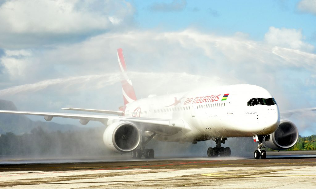 Read more about the article Air Mauritius Takes Delivery Of Its First Airbus A350-900 XWB